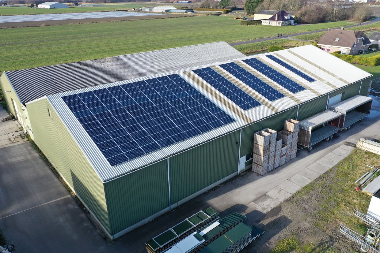 AdobeStock 412533444 geaendert - ☀️ Photovoltaik Solar für die Schweiz
